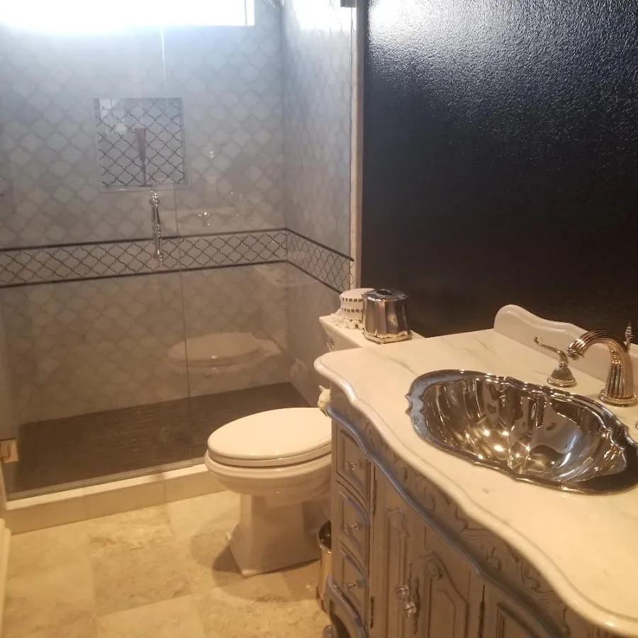 Professional plumbing work and bathroom remodeling in Portales